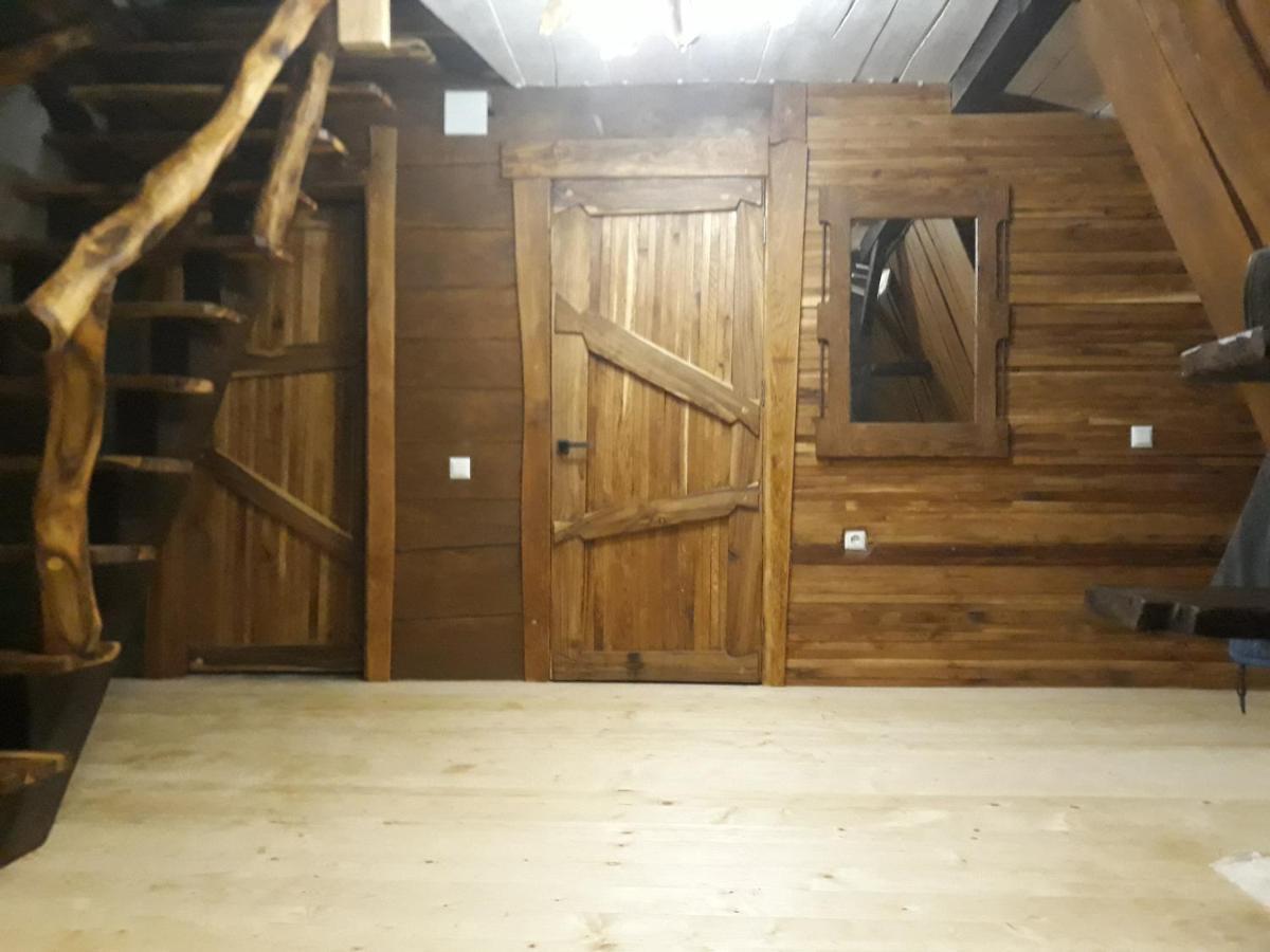 Oak House Apartman Poljanicja Kültér fotó